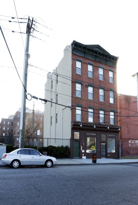 88 Brunswick St in Jersey City, NJ - Building Photo