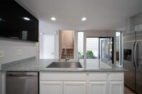 7935 Kendalia Dr photo'