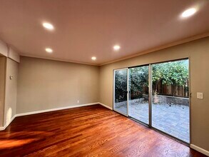 2047 Montecito Ave in Mountain View, CA - Building Photo - Building Photo