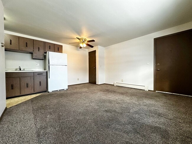 property at 1052 Winter Ln