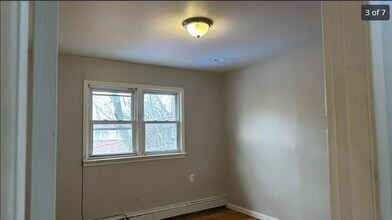 60 Georges Rd, Unit Left in New Brunswick, NJ - Building Photo - Building Photo