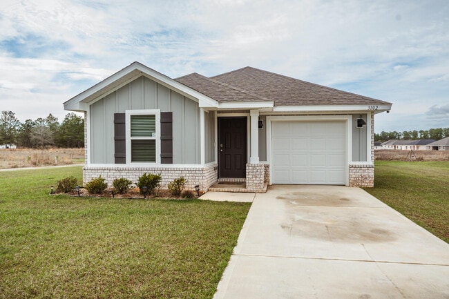 property at 3102 Heritage Plantation Blvd