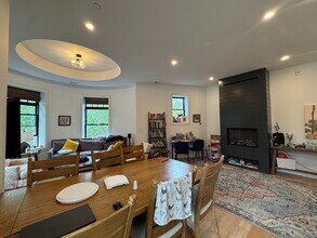 1 Strathmore Rd in Brookline, MA - Building Photo - Building Photo