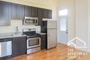2956 N Racine Ave, Unit 3R in Chicago, IL - Building Photo
