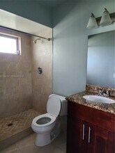 2451 SW 82nd Ave in Davie, FL - Building Photo - Building Photo