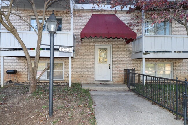 175 Malabu Dr in Lexington, KY - Building Photo - Building Photo