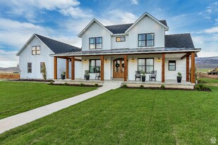 1820 W Farmhouse Flats Rd in Oakley, UT - Building Photo