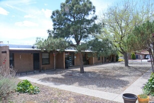 604 Arno St NE in Albuquerque, NM - Building Photo