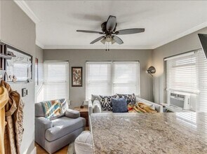 403 NW 25th St in Oklahoma City, OK - Building Photo - Building Photo