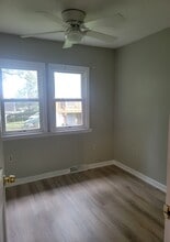 1087 Commonwealth Blvd in Reading, PA - Building Photo - Building Photo