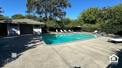 783 W Spain St in Sonoma, CA - Building Photo - Building Photo