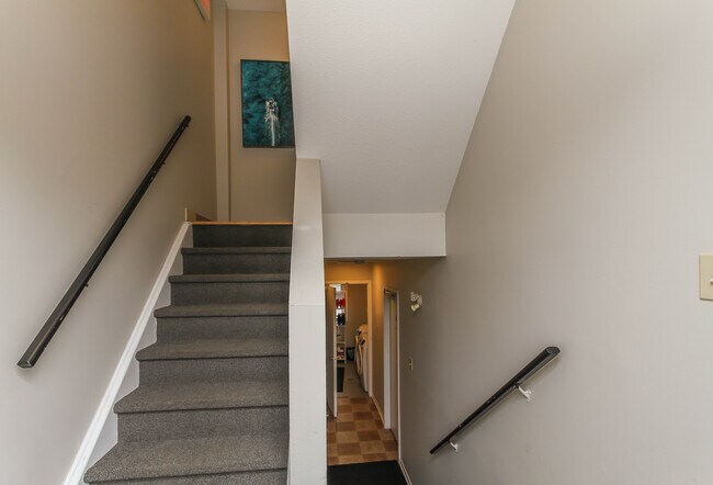 276 Carruthers Av in Ottawa, ON - Building Photo - Building Photo