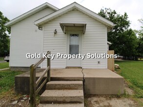 2403 Madison Ave in Anderson, IN - Building Photo - Building Photo