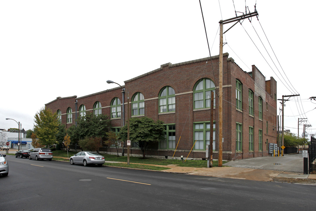 Crown Loft Condominiums in St. Louis, MO - Building Photo