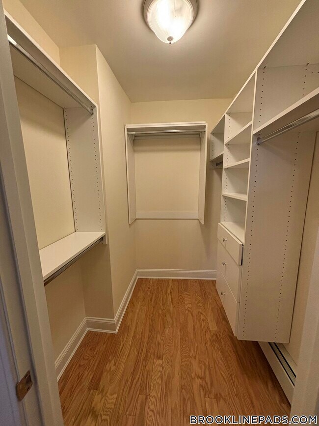 37 Auburn St in Brookline, MA - Building Photo - Building Photo