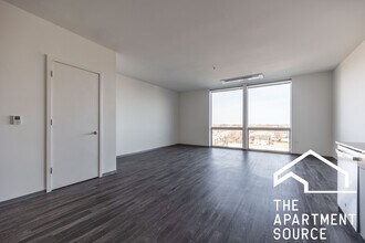 2340 N California Ave in Chicago, IL - Building Photo - Building Photo