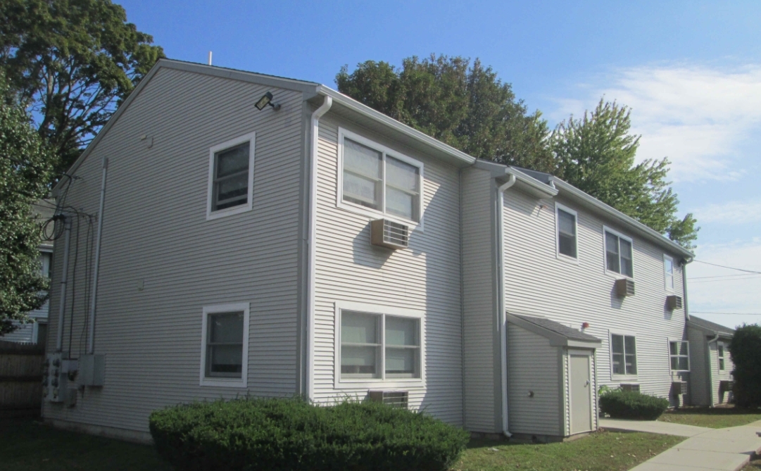 Riverstone Apartments in Pawtucket, RI - Foto de edificio