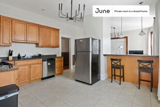 Room in Shared 4 bed/2 bath home in Boston, MA - Building Photo - Building Photo