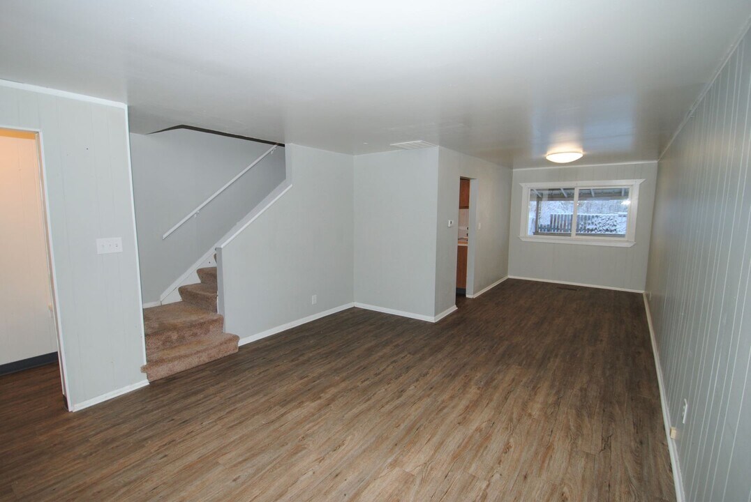 1424-1426 Lathrop St in Fairbanks, AK - Building Photo