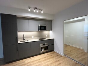 35 Parliament St in Toronto, ON - Building Photo - Building Photo