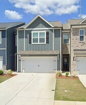 75 Tumbling Waters Trl in Dawsonville, GA - Building Photo