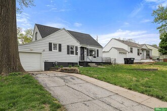 1322 S 51st St in Omaha, NE - Building Photo - Building Photo