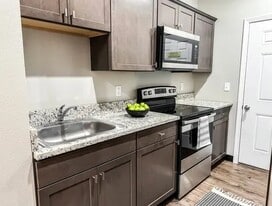 Blarney Stone Apartments in Rolla, MO - Building Photo