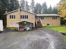 2164 Island Cir in Kodiak, AK - Building Photo