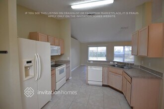 521 Mobley Dr in Deltona, FL - Building Photo - Building Photo