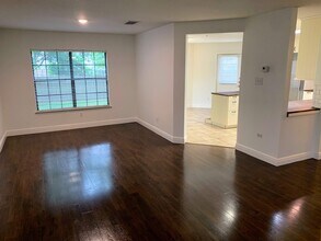 2417 Riker Ridge Trail in Austin, TX - Building Photo - Building Photo