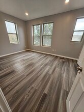 736 S Kedzie Ave in Chicago, IL - Building Photo - Building Photo