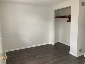 502 Suismon St in Pittsburgh, PA - Building Photo - Building Photo