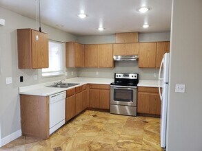 13345 Mt Lassen St in Reno, NV - Building Photo - Building Photo