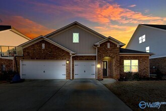 120 Chesire Cv Ln in New Market, AL - Building Photo - Building Photo