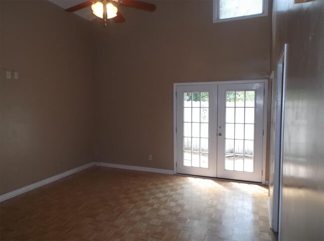 5 Crestwood Cir in Valdosta, GA - Building Photo - Building Photo