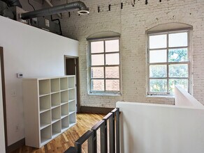 215A Mitchell St SW, Unit #3 in Atlanta, GA - Building Photo - Building Photo
