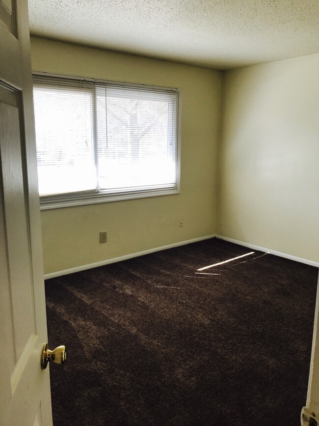 Hidden Oaks in Atlanta, GA - Foto de edificio - Building Photo