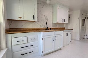 58 Sullivan Street in Claremont, NH - Building Photo