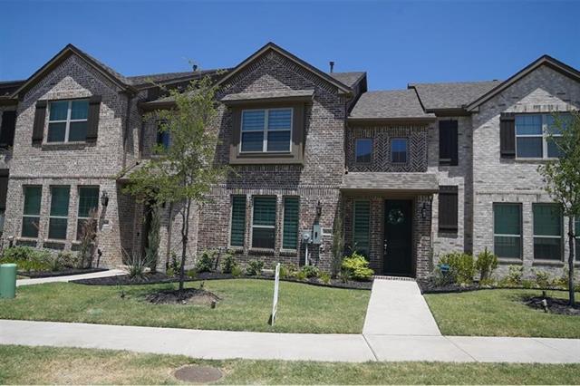 3636 Fuchsia Dr in Carrollton, TX - Building Photo