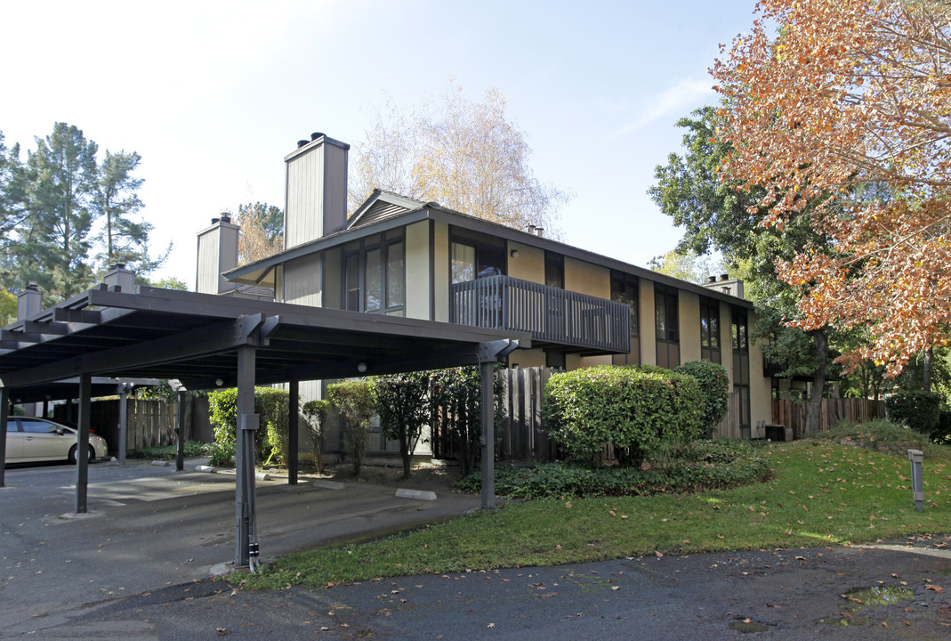 1471 Pico Ct in Walnut Creek, CA - Building Photo