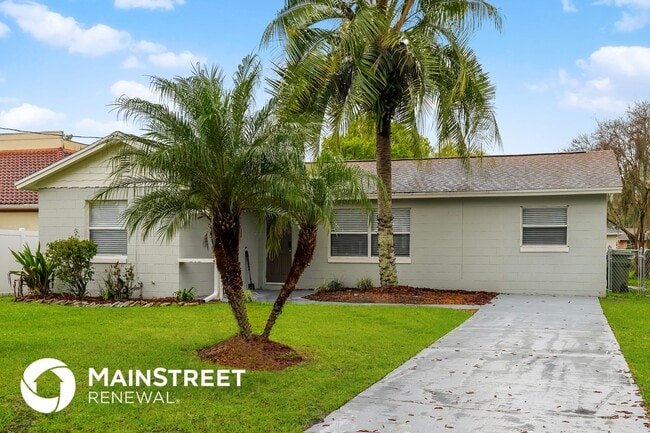 property at 1010 N Lavon Ave