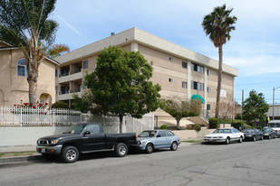 938 S Ardmore Ave in Los Angeles, CA - Foto de edificio - Building Photo