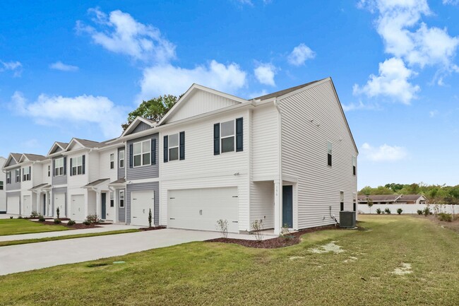 156 Seymour Vlg Dr in Goldsboro, NC - Building Photo - Building Photo