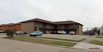 921 Dimarco Dr Apartments