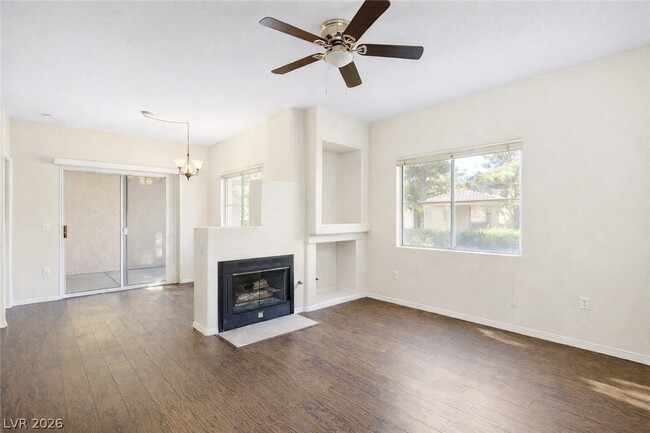 8501 W University Ave in Las Vegas, NV - Building Photo - Building Photo