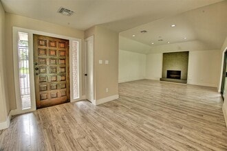 15626 Whitewater Ln in Houston, TX - Building Photo - Building Photo