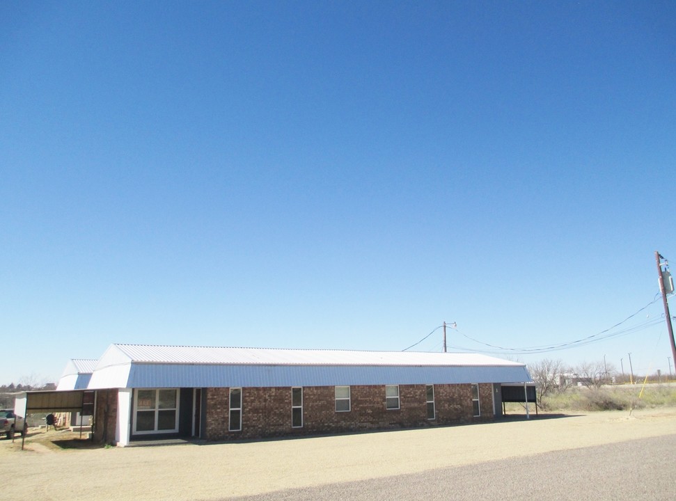 300 Furrh St in Coahoma, TX - Building Photo