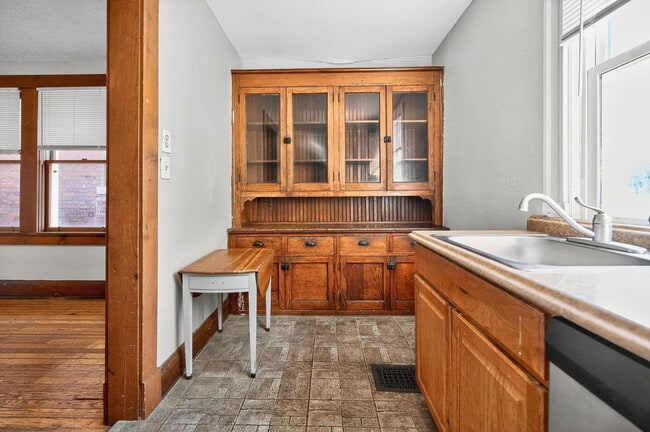 225 Atkinson St in Cincinnati, OH - Building Photo - Building Photo