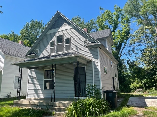 property at 1131 E Broadway St