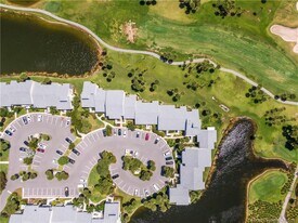 5571 NE Gulfstream Way in Stuart, FL - Building Photo